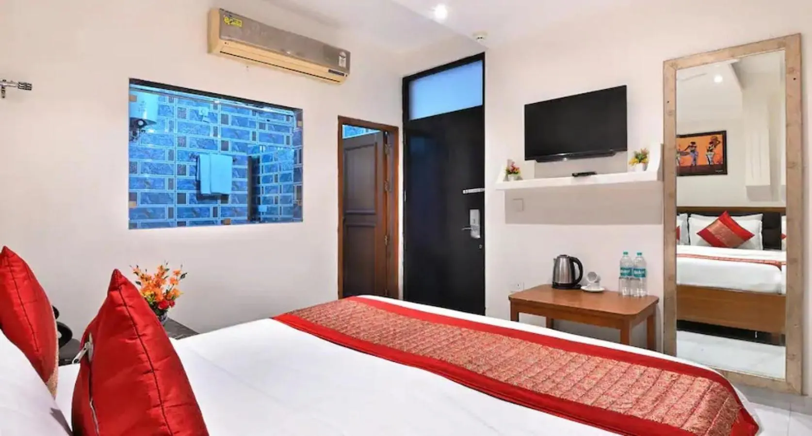 Hotel Paradise International By Jmd Group Near Delhi Igi Airport New Delhi