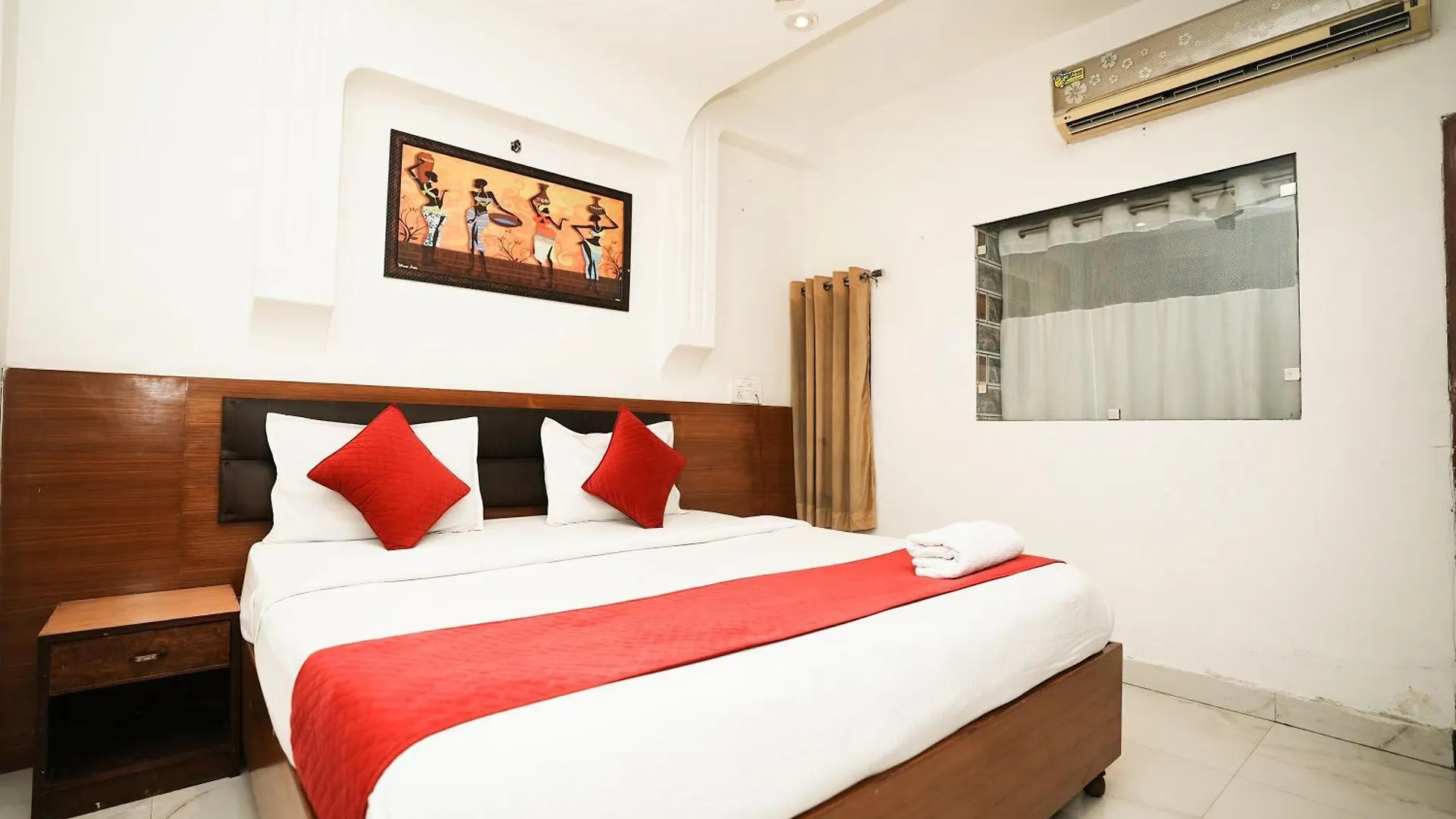 Hotel Paradise International By Jmd Group Near Delhi Igi Airport New Delhi